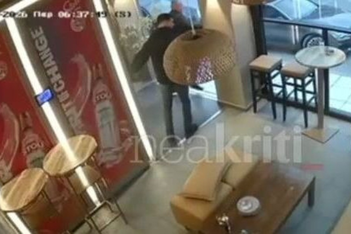 Κρήτη: Σκηνές τρόμου έξω από μπαρ στο Ηράκλειο - Αγρια επίθεση σε 57χρονο πορτιέρη