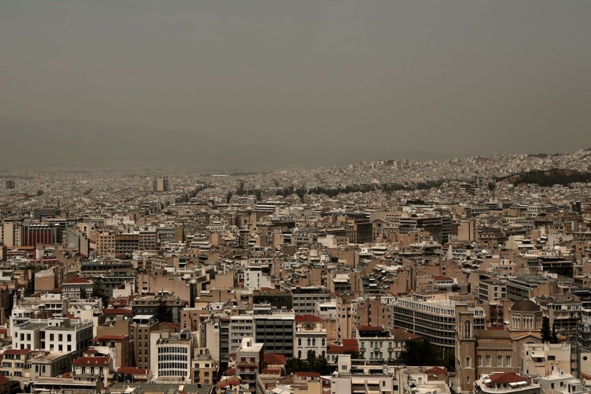 Καιρός: Από τον χιονιά στην αφρικανική σκόνη - Πότε θα ξεπεράσει ο υδράργυρος τους 30°C