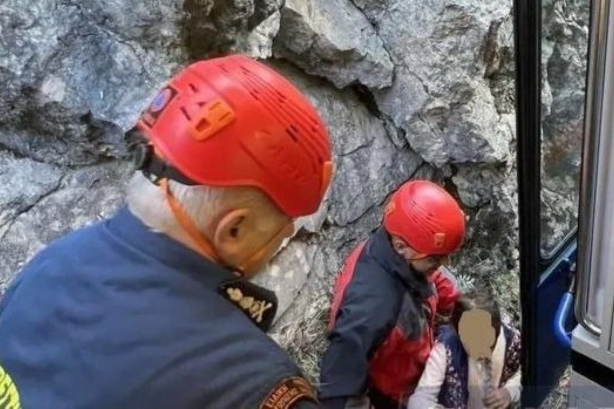 Καλάβρυτα: Και παιδιά ανάμεσα στους εγκλωβισμένους στον Οδοντωτό - Θα αποζημιωθούν οι επιβάτες