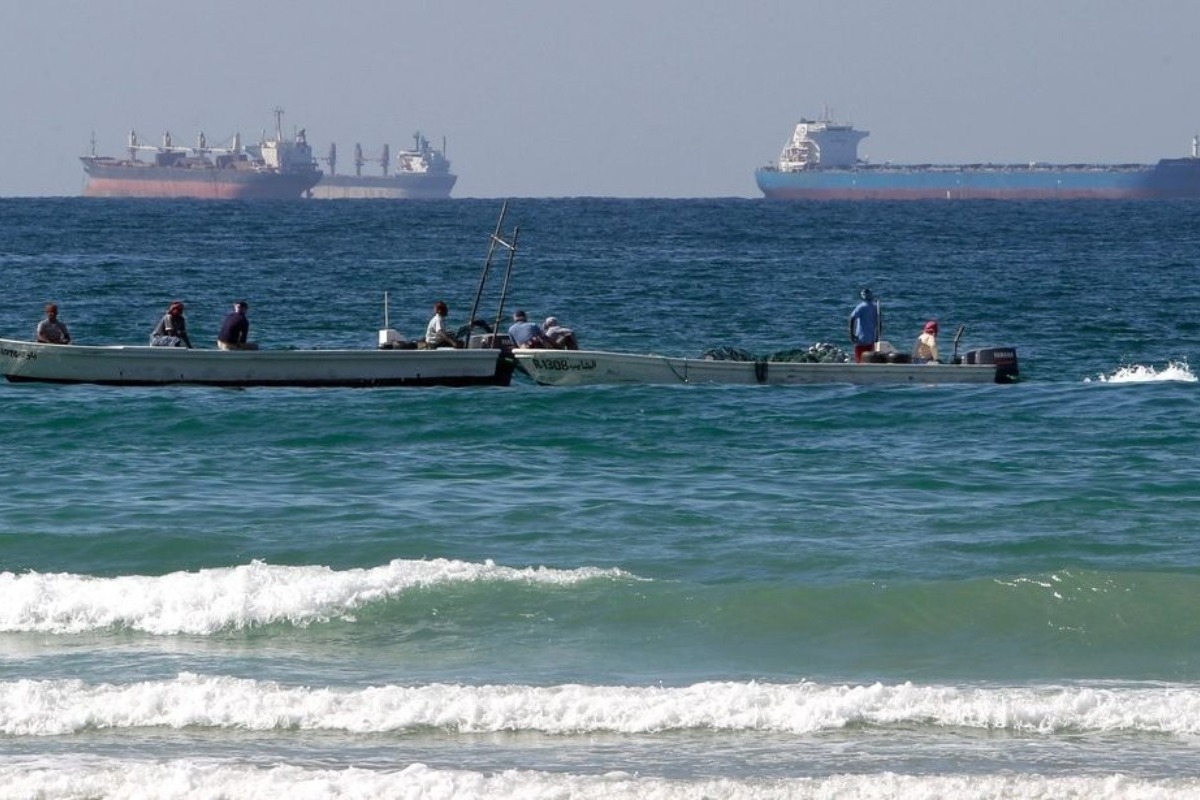 Εμπορικά πλοία υψώνουν κινεζική σημαία στα Στενά του Ορμούζ για να αποφύγουν ιρανικές επιθέσεις