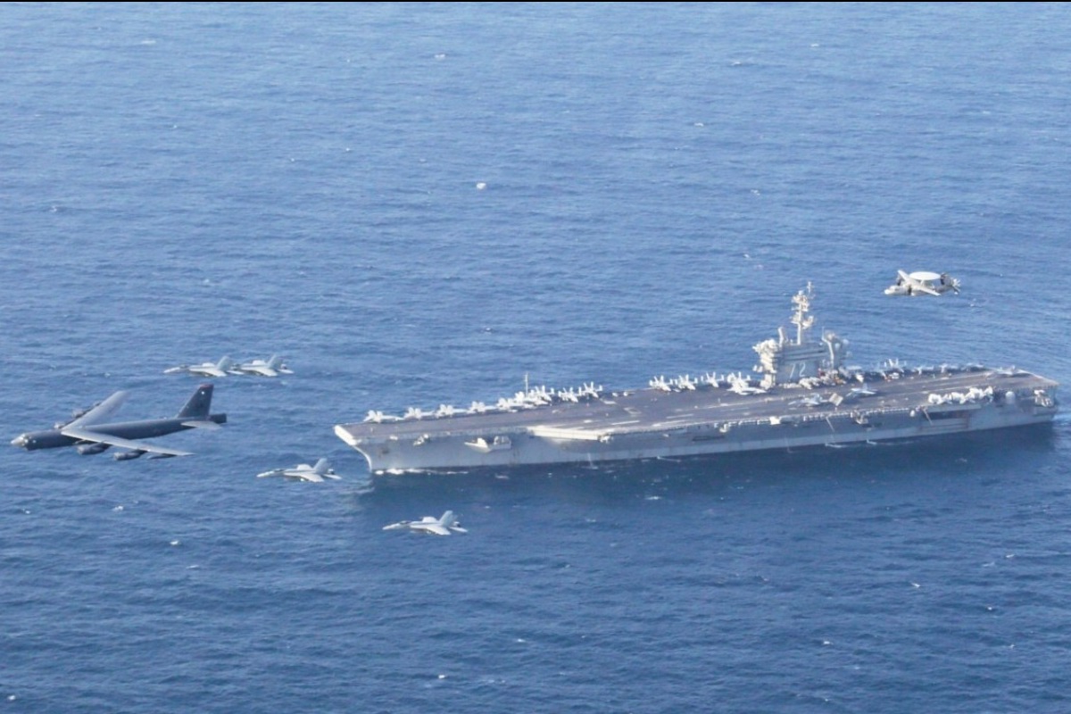 Το Ιράν ισχυρίζεται ότι εκτόξευσε πυραύλους προς το αμερικανικό αεροπλανοφόρο Abraham Lincoln