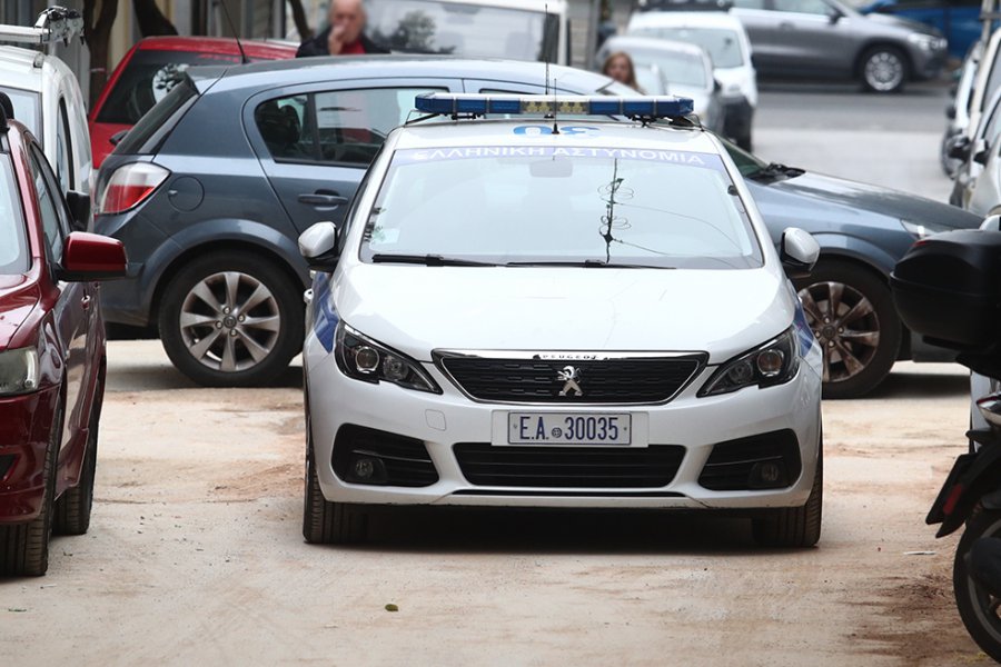 Ανήλικες ξυλοκόπησαν με κλωτσιές και μπουνιές και έστειλαν στο νοσοκομείο 13χρονη στη Θεσσαλονίκη
