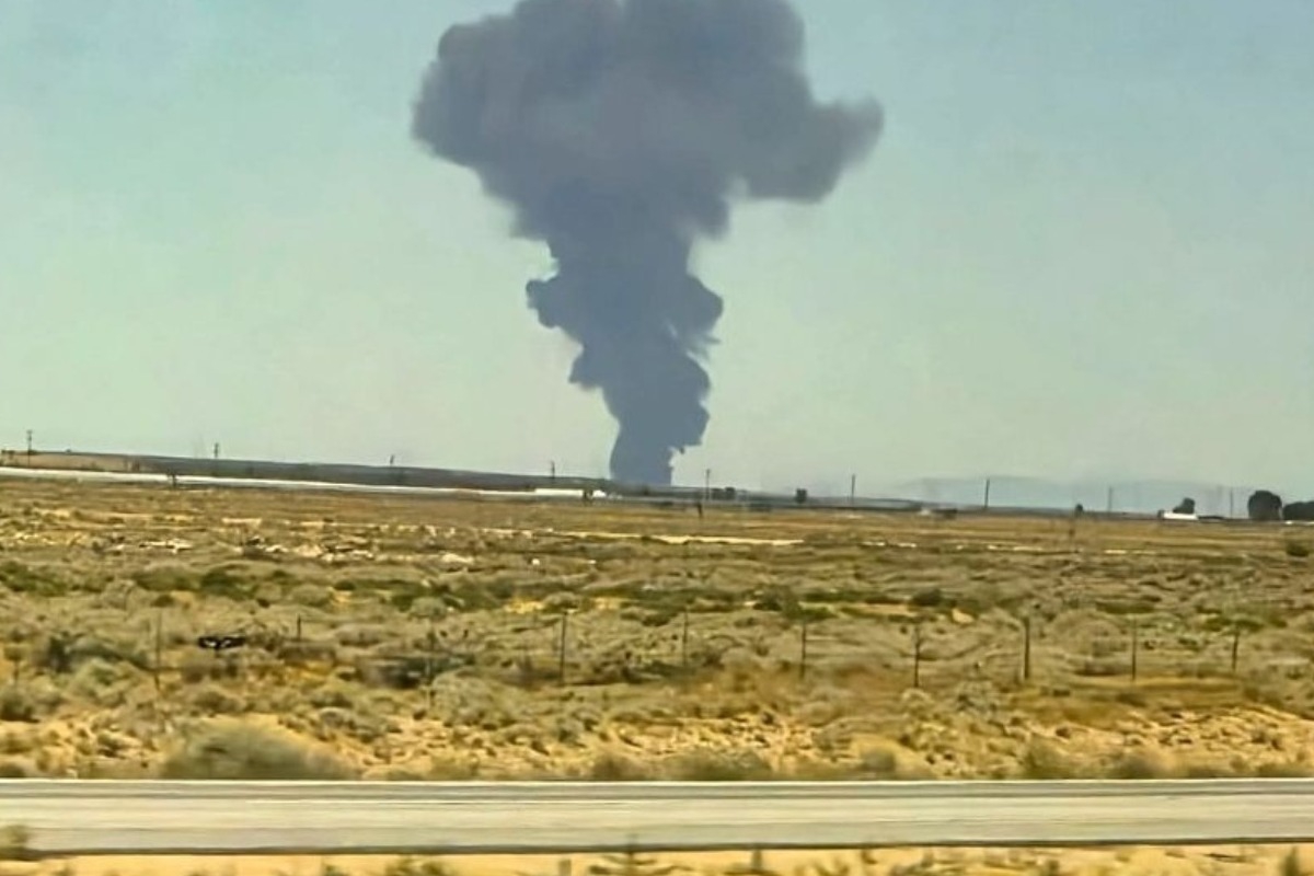 Συντριβή βομβαρδιστικού B-52 στην Καλιφόρνια: Η μεγαλύτερη αεροπορική τραγωδία από το 1982 - 8 νεκροί