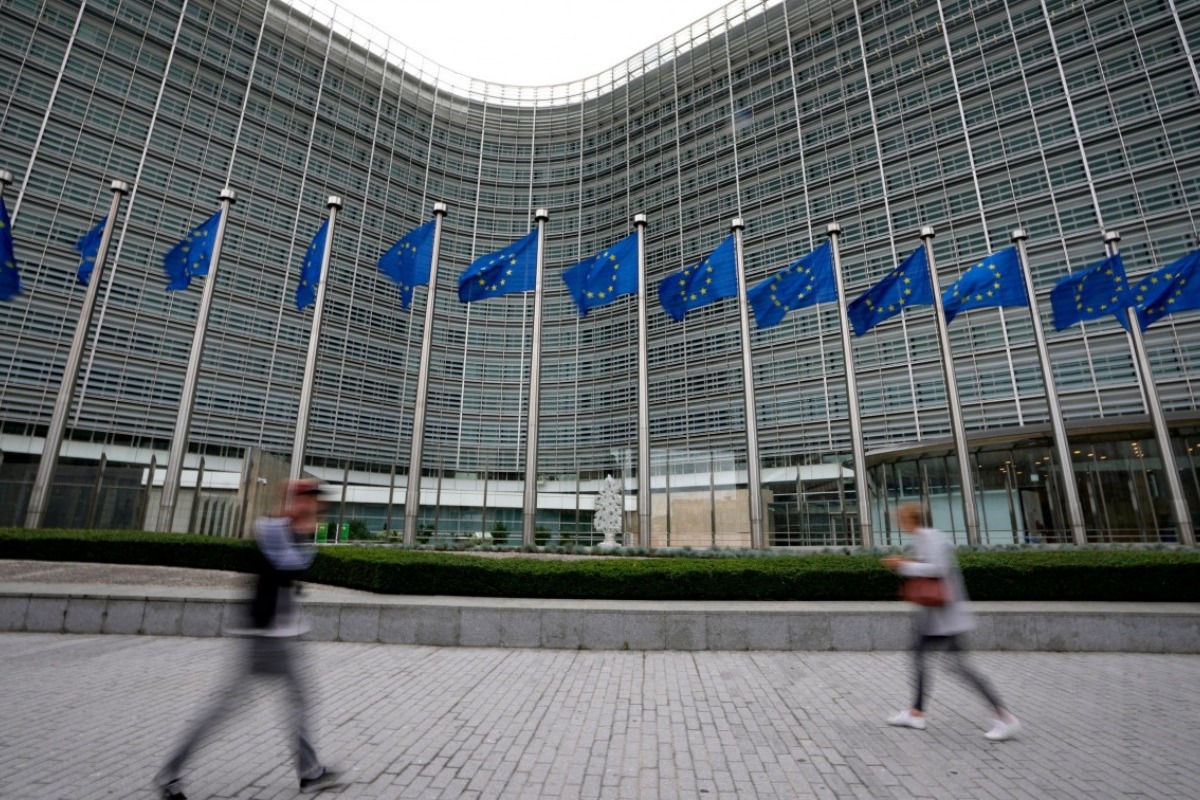 Βέλγιο: Έφοδος της αστυνομίας στο κτίριο της Κομισιόν – Έρευνα για την πώληση 23 ακινήτων