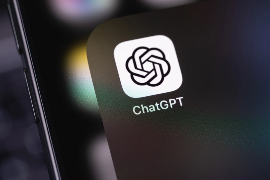 Οι χρήστες του ChatGPT το «ξεφορτώνονται» μαζικά: Οι απεγκαταστάσεις της εφαρμογής αυξήθηκαν κατά 295% σε μία μόνο ημέρα