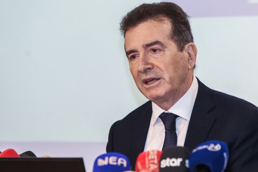 Χρυσοχοΐδης: Κατ` εξοχήν Ρομά αυτοί που κάνουν τις τηλεφωνικές απάτες - Πρέπει να είσαι μάγος για να λύσεις το θέμα του Κηφισού