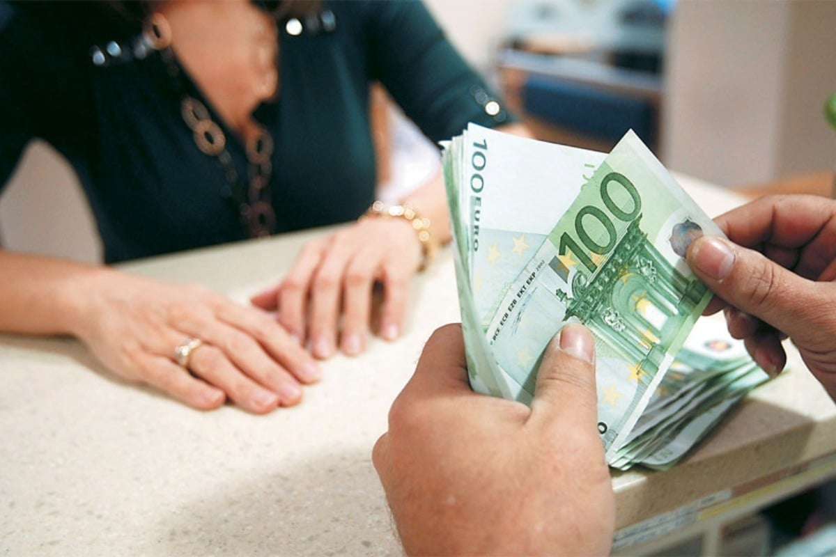 Καταναλωτικά δάνεια: Πλαφόν στο κόστος και τέλος στις υπερβολικές χρεώσεις έως 100.000 ευρώ