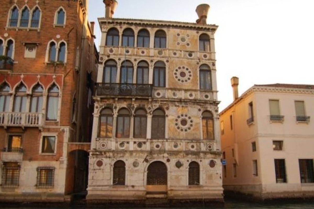 Bενετία: «Καταραμένο» παλάτι του 15ου αιώνα βγήκε στο σφυρί για 20 εκατομμύρια ευρώ - Συνδέθηκε με φρικτά εγκλήματα
