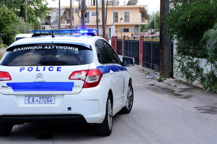 Εγκληματική οργάνωση με μέλη 17 έως 21 ετών νοίκιασαν σπίτι και το μετέτρεψαν σε τηλεφωνικό κέντρο» για απάτες -
