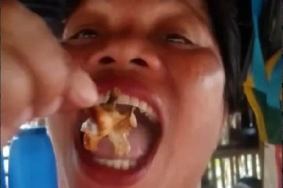 Ποια είναι η Φιλιππινέζα influencer που έφαγε το καβούρι του διαβόλου και πέθανε