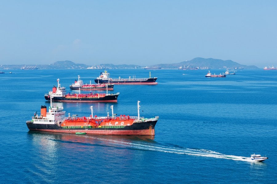 Ένα βήμα πριν τη συμφωνία για τα Στενά του Ορμούζ: Το Ιράν θέλει έλεγχο της εισερχόμενης ναυτιλίας – Βήματα αποκλιμάκωσης από ΗΠΑ