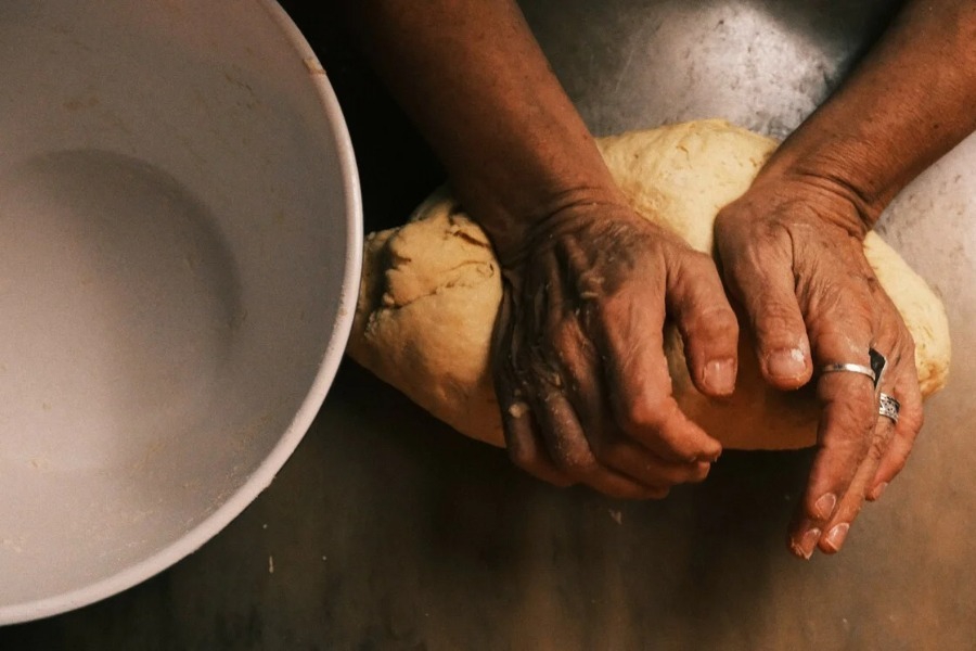 Μεγάλη Τρίτη: Πέντε παράξενα έθιμα που λίγοι γνωρίζουν για τη σημερινή ημέρα