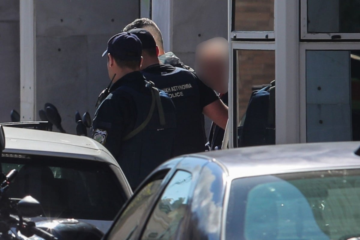 «Θα πρέπει να σε φοβάμαι;» - «Θα σε τουφεκίσω και σένα!»: Ο διάλογος του εισαγγελέα με τον 89χρονο