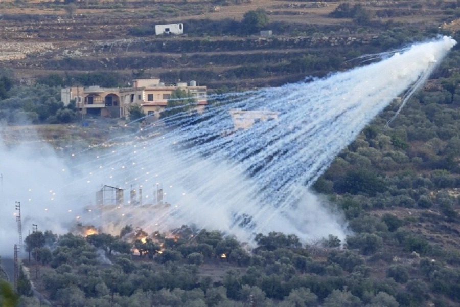 Λίβανος: Οργανώσεις κατηγορούν το Ισραήλ πως χτύπησε σπίτια αμάχων με λευκό φώσφορο