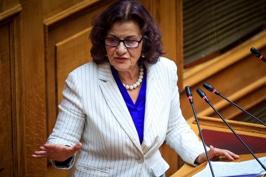 Πέθανε ξαφνικά ο μοναχογιός της Θεανώς Φωτίου, σε ηλικία μόλις 49 ετών