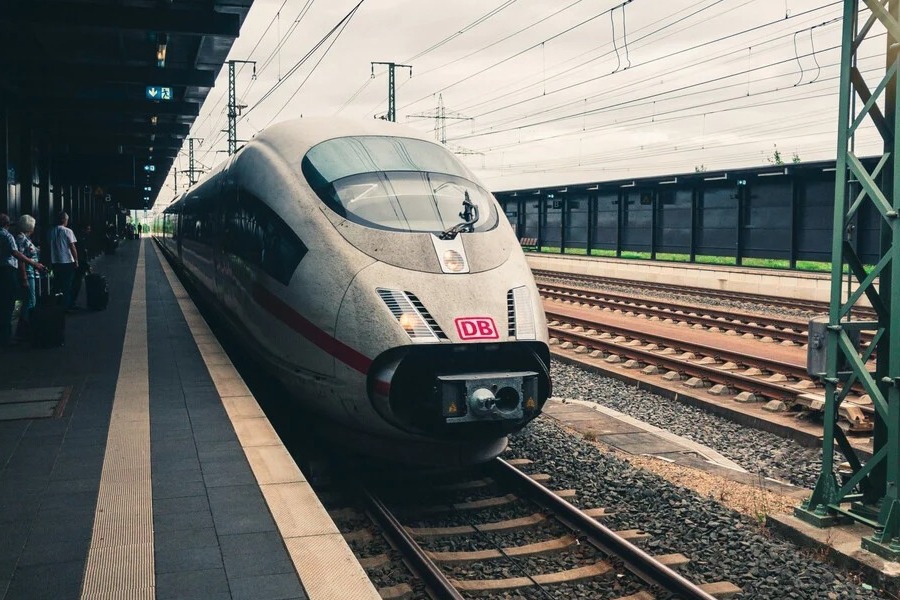 Γερμανία: Ο 26χρονος Έλληνας ομολόγησε τον ξυλοδαρμό μέχρι θανάτου ελεγκτή τρένου