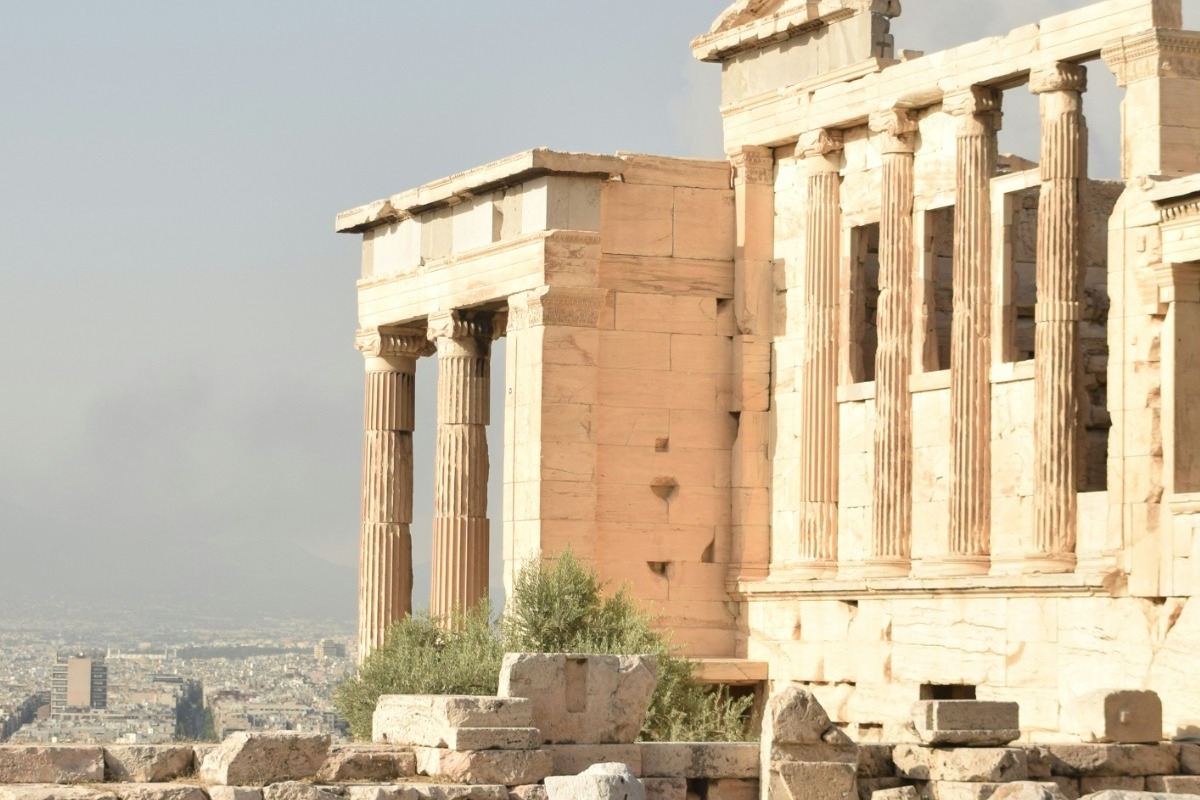 Αφρικανική σκόνη «έκρυψε» ακόμη και την Ακρόπολη – Πότε θα υποχωρήσει