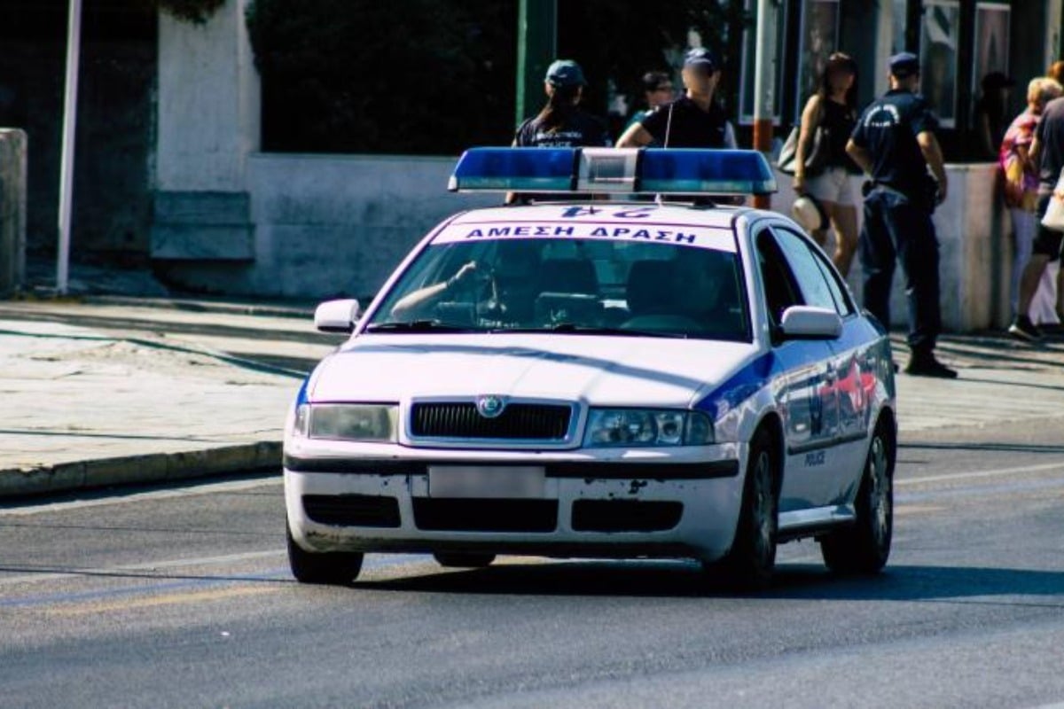 Αγρίνιο: Ανδρας εισέβαλλε στο γραφείο του δημάρχου, τον απείλησε και δάγκωσε υπάλληλο