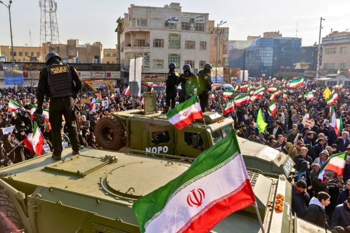 Σημάδια στρατιωτικής επίθεσης Τραμπ στο Ιράν: Το περίεργο δρομομολόγιο του αεροσκάφους Νετανιάχου στην Κρήτη