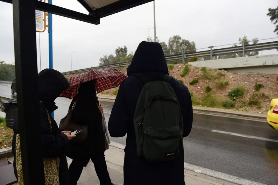 Χωρισμένη στα δύο η εβδομάδα: Ανοιξη μέχρι αύριο, χειμώνας από Τετάρτη