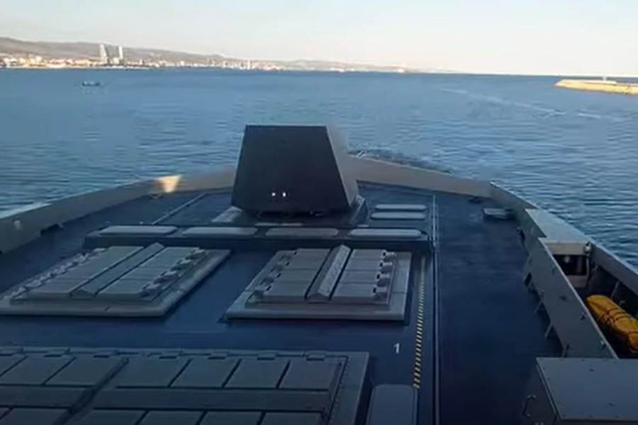 Εντυπωσιακό βίντεο από τον απόπλου της φρεγάτας Κίμων από Λιμένα Λεμεσού