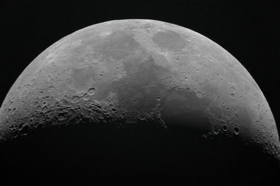 Η Κίνα παρουσίασε το πρώτο «σεληνιακό ρολόι» στον κόσμο