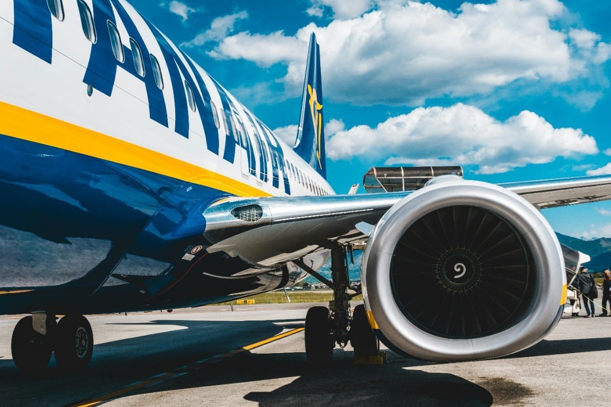 Συναγερμός στη Θεσσαλονίκη για τη Ryanair: Φόβοι για περικοπές πτήσεων στο «Μακεδονία»