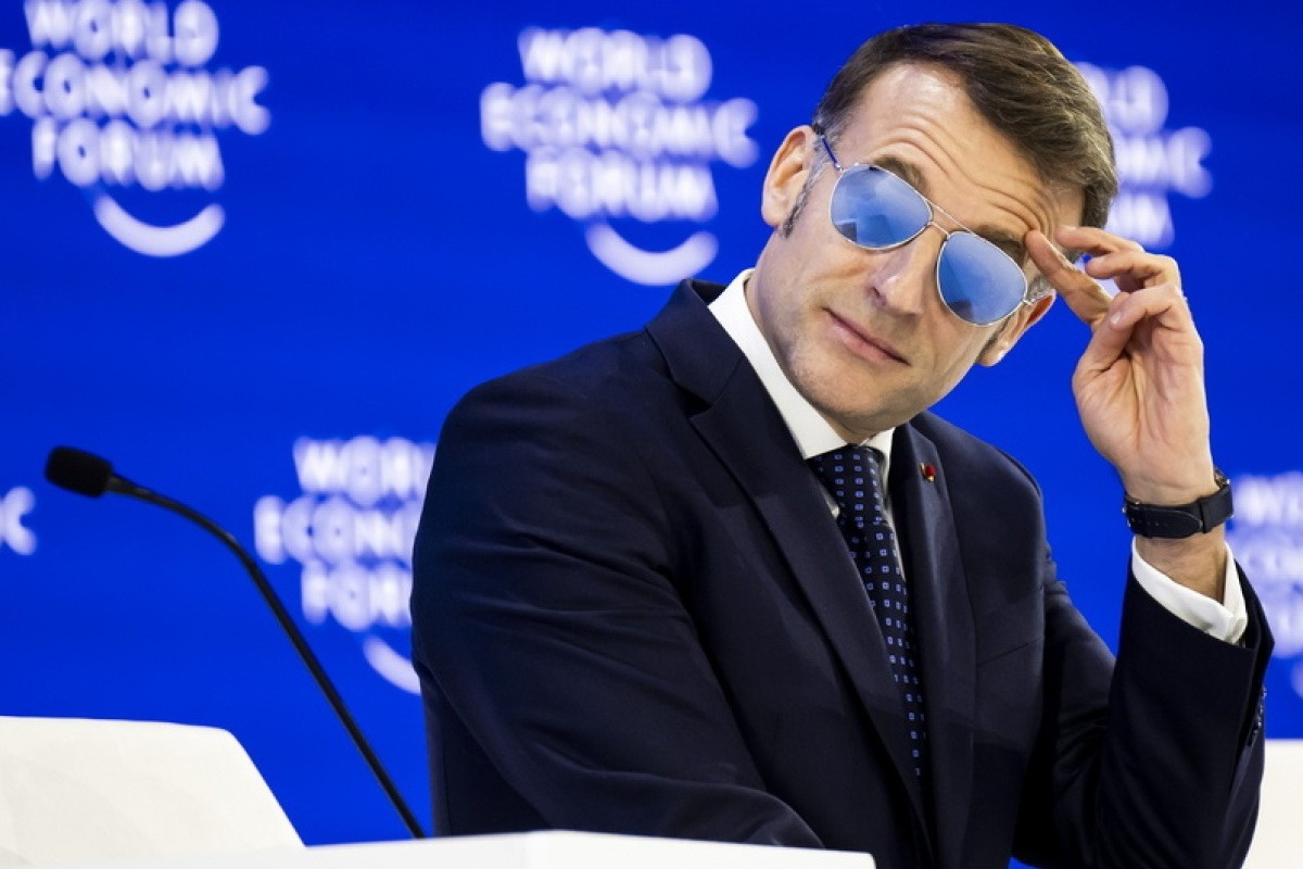 Ειρωνείες Τραμπ για τα... όμορφα γυαλιά του Μακρόν: «Τι στο καλό συνέβη;», δείτε βίντεο