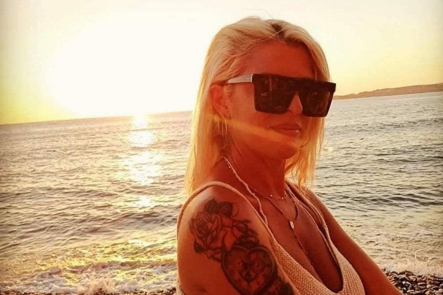 Νέα στοιχεία για τη νεκρή διασώστρια του ΕΚΑΒ στη Σύρο: Η 41χρονη πήγε στο σπίτι του ζευγαριού με μαχαίρι
