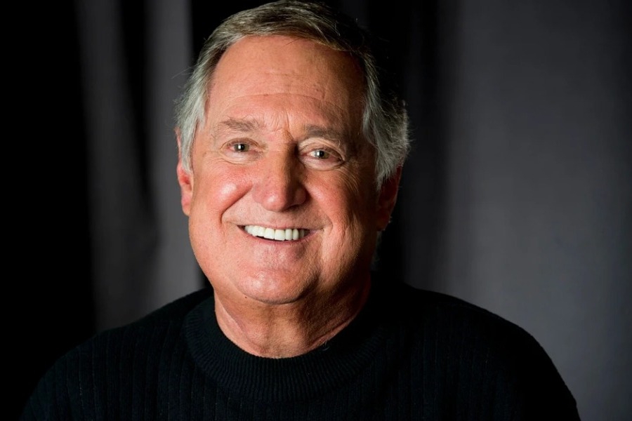 Αποκαλύφθηκε η αιτία θανάτου του διάσημου τραγουδιστή, Νιλ Σεντάκα