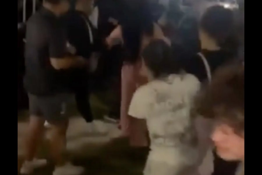 Όχλος επιτέθηκε σε φοιτήτριες του York College - Ξυλοκοπήθηκαν μέχρι αναισθησίας