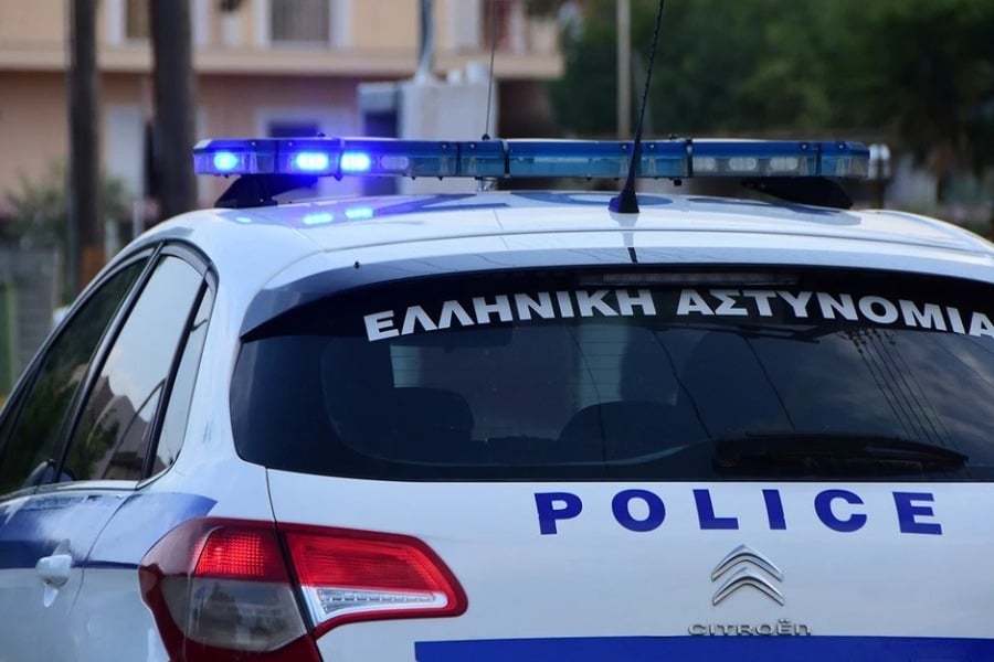 Τρόμος σε τράπεζα στην Κάτω Τιθορέα Φθιώτιδας: Εισέβαλαν ένοπλοι και άρπαξαν 200.000 ευρώ