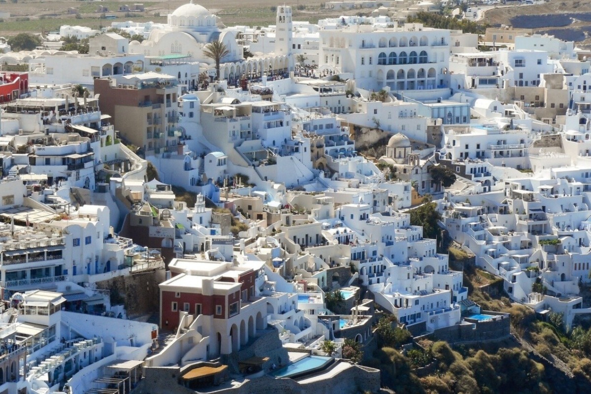 Κοινωνικός τουρισμός: Οι δικαιούχοι - Πώς θα δοθούν 300.000 vouchers