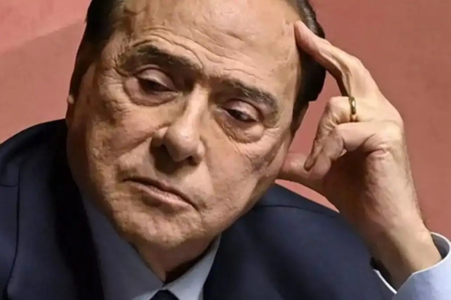 Όταν ο Επστάιν κάλεσε τον Μπερλουσκόνι στα πάρτι του: «Όχι ευχαριστώ, τα κορίτσια επιστρέφουν μόνα τους στο σπίτι μου»