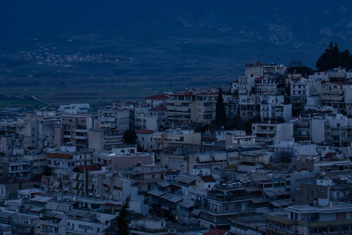 Λαμία: Σοβαρό επεισόδιο ξυλοδαρμού μεταξύ νεαρών - «Τον έριξαν κάτω και τον κλωτσούσαν»