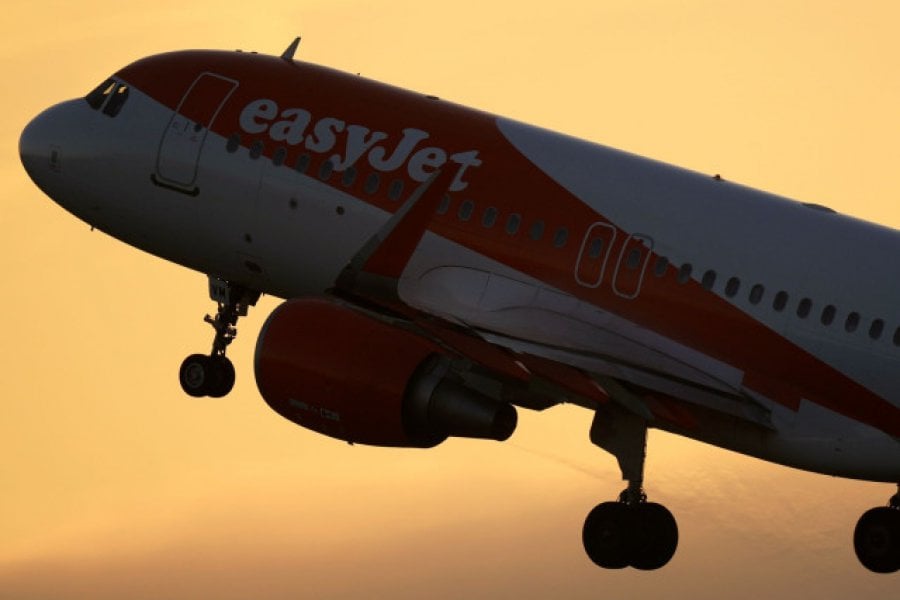 Συμφωνία εξαγοράς για την EasyJet - Στην αμερικανική Appolo για 6,65 δισ. ευρώ
