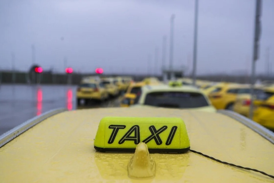 Νέα απεργία στα ταξί από αύριο: Για πόσες ημέρες δεν θα κυκλοφορούν