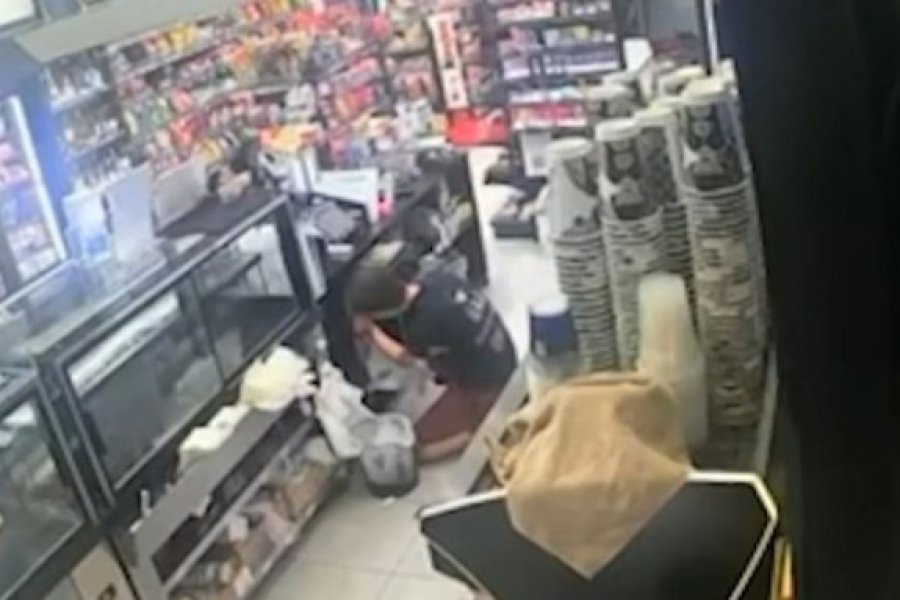 Θεσσαλονίκη: Υπάλληλος άρπαξε τις εισπράξεις και έγινε… καπνός από το μαγαζί που δούλευε