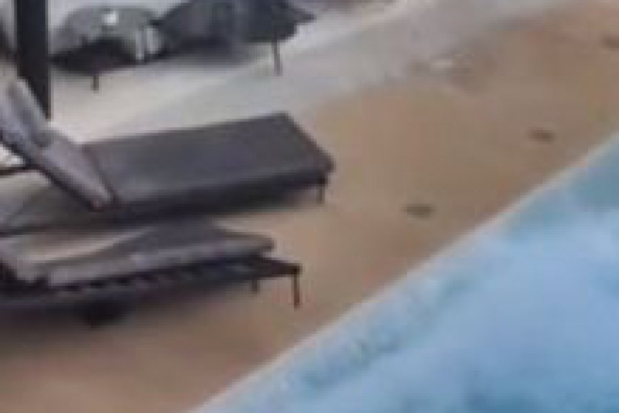 Βενεζουέλα: Συγκλονιστικό βίντεο από το χτύπημα των 7,5 Ρίχτερ στην Λα Γκουάιρα - Αδειασε πισίνα