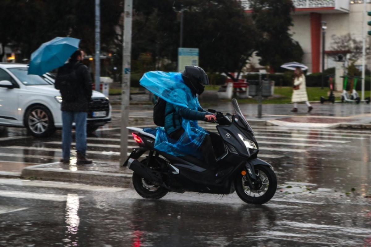 Καιρός: «Μεγάλη προσοχή την Τετάρτη» - Ποιες περιοχές κινδυνεύουν με πλημμύρες