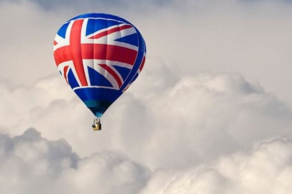 Δημοσκόπηση-Σοκ στη Βρετανία: Δέκα μονάδες μπροστά το Brexit