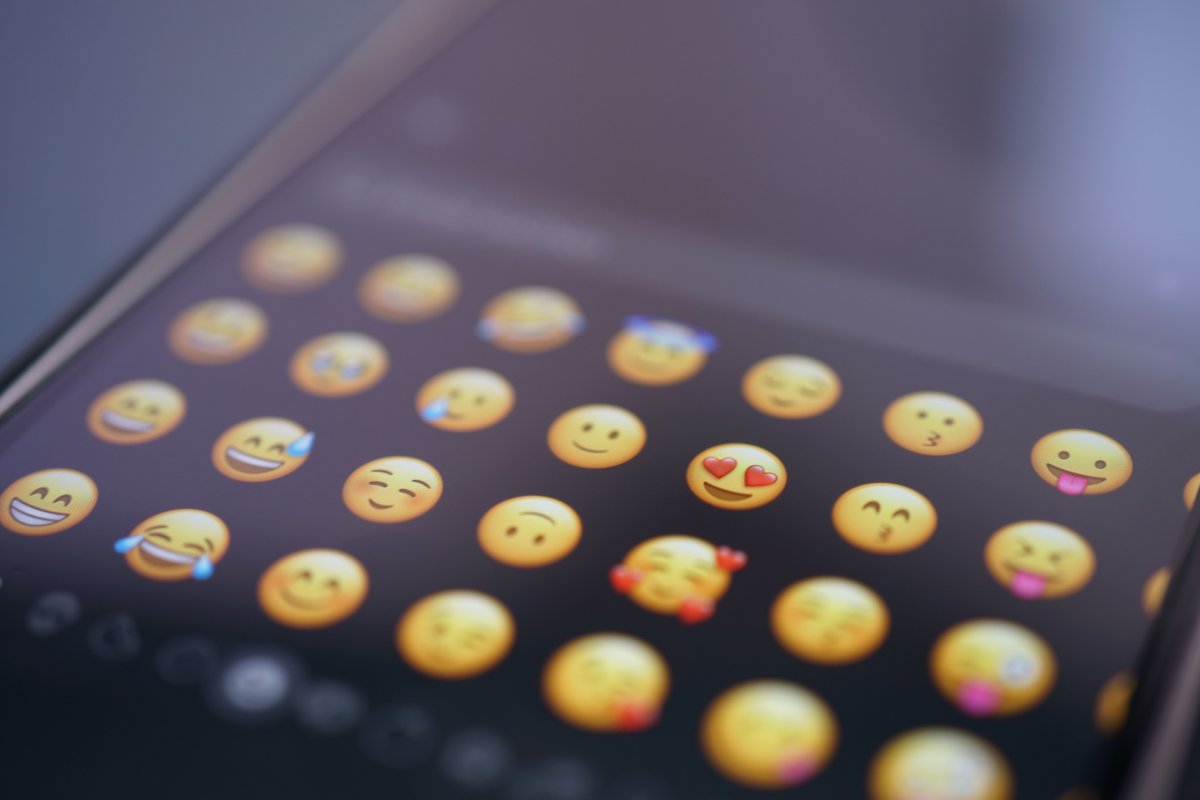 Google: Ποιο emoji «σάρωσε» το 2025 - Αύξηση 37% στη χρήση του