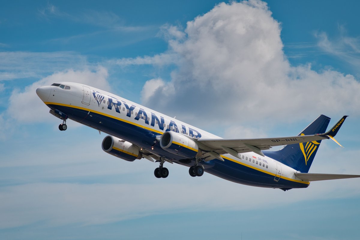 Νέο μπρα-ντε-φερ Ryanair με την Ελλάδα! Χιλιάδες επιβάτες ταλαιπωρήθηκαν - Τι ζητά η εταιρεία