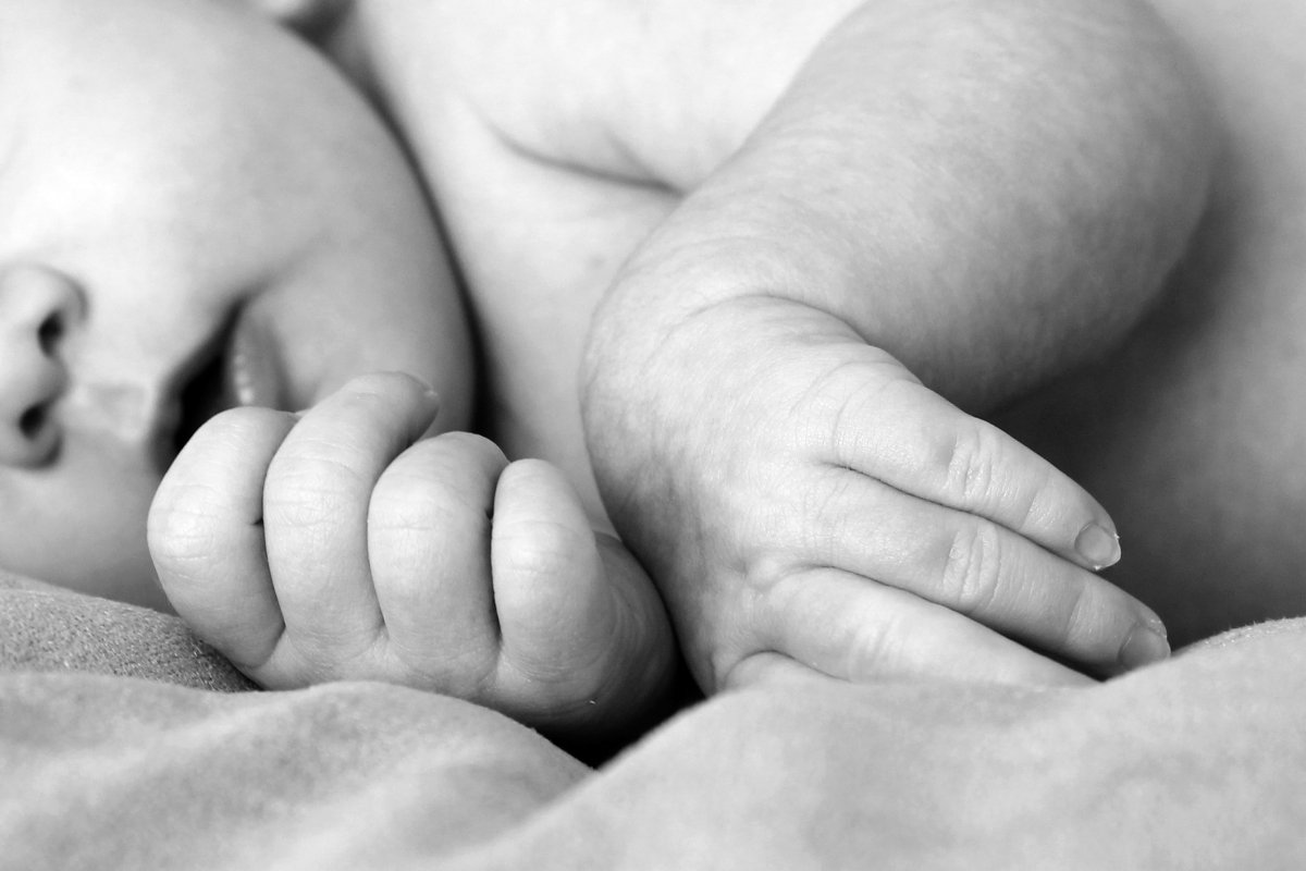 Αχαΐα: Εντοπίστηκε νεκρό βρέφος λίγων ημερών - Έρευνα για τα αίτια
