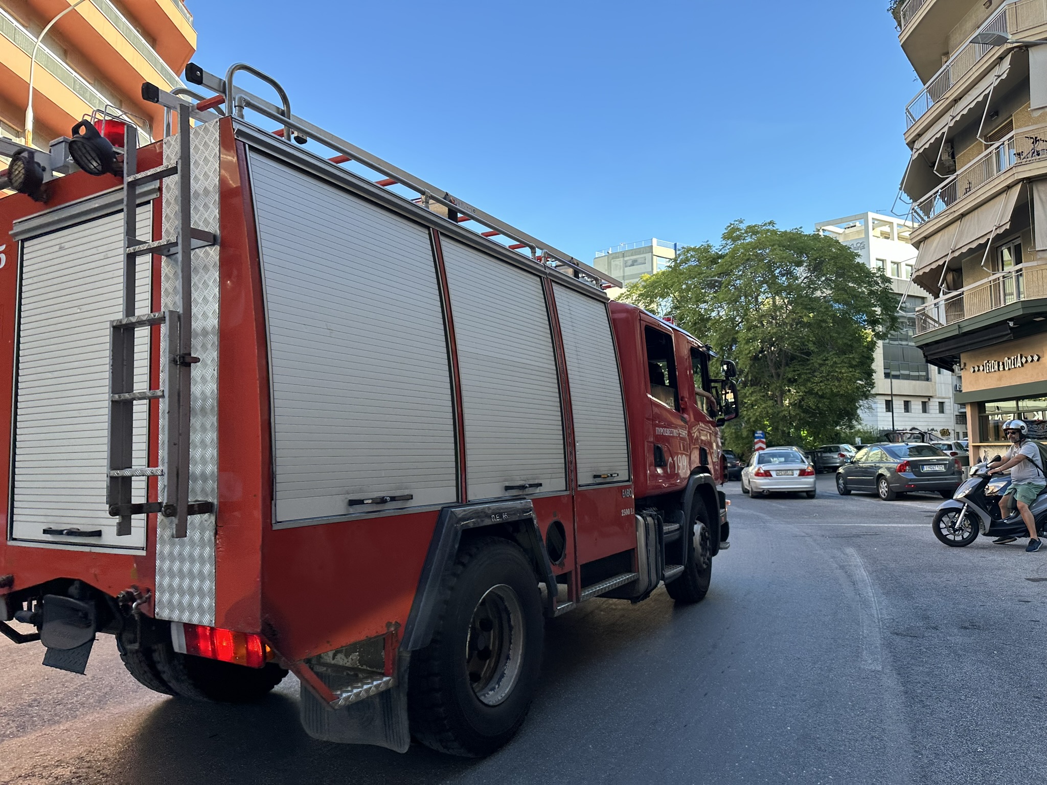 Ηράκλειο: Πυρκαγιά σε μονοκατοικία τα ξημερώματα – Ένας τραυματίας στο νοσοκομείο